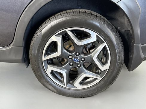 Used 2019 Subaru Crosstrek 2.0i Limited w/ Moonroof Package w/Navigation AWD/4WD image 37
