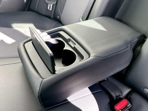 Used 2018 Honda Clarity Plug-In Hybrid image 34