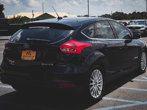 Used 2017 Ford Focus Electric Hatchback FWD image 7