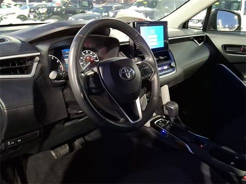 Certified 2025 Toyota Corolla Cross LE image 13