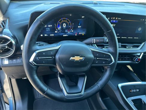 Certified 2025 Chevrolet Equinox LT w/ Convenience Package II image 18