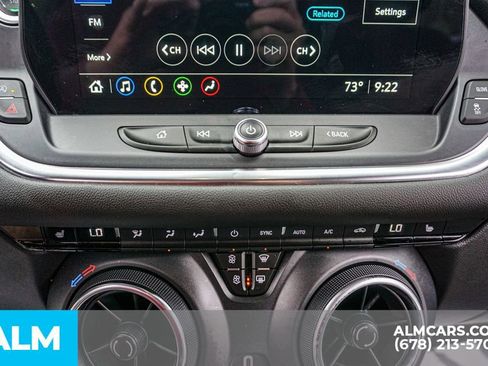 Used 2025 Chevrolet Blazer LT FWD image 42
