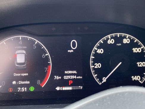 Used 2024 Honda HR-V LX image 22