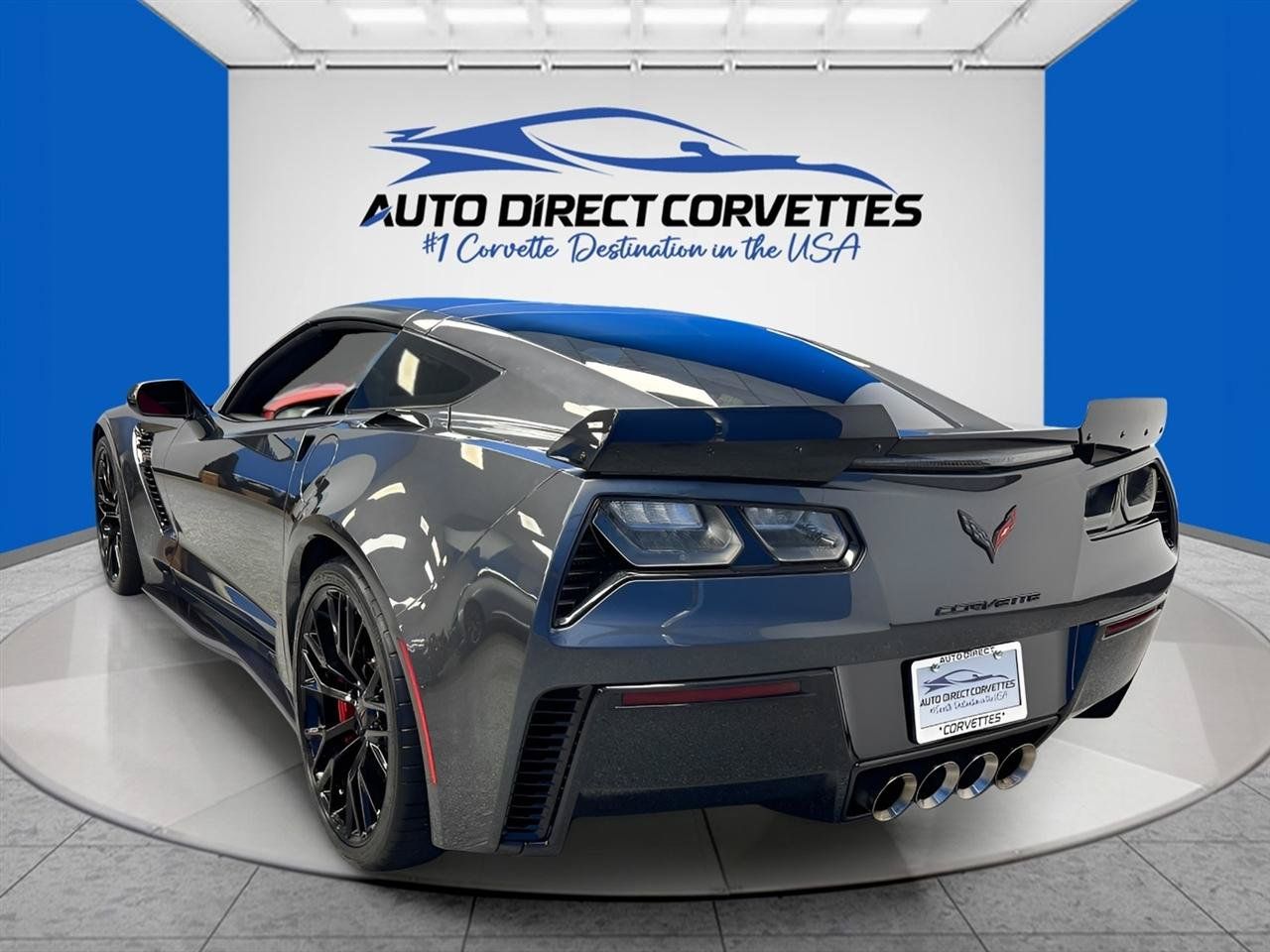 Used 2017 Chevrolet Corvette Z06 w/ Z07 Performance Package RWD image 14