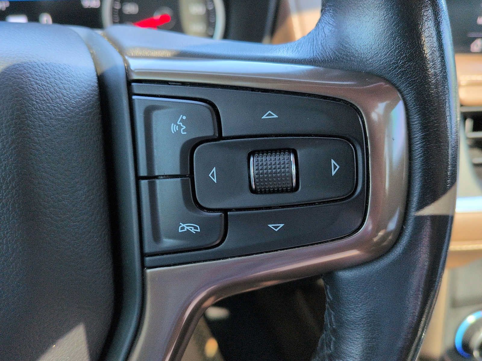 Used 2021 Chevrolet Tahoe High Country AWD/4WD image 18