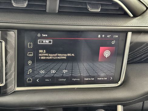 Used 2024 GMC Yukon Denali w/ Denali Reserve Package image 18