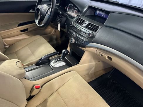 Used 2012 Honda Accord LX image 17