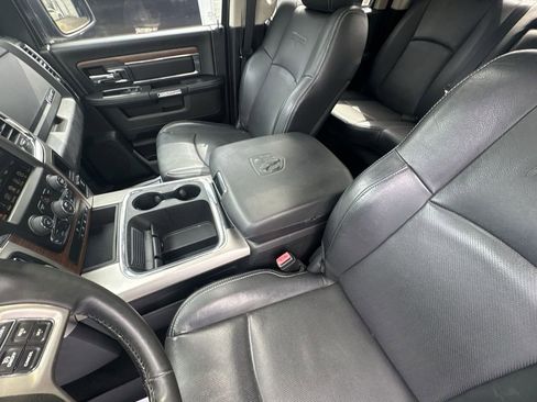 Used 2017 RAM 1500 Laramie w/ Convenience Group AWD/4WD image 21