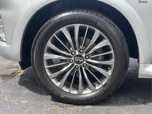 Used 2019 INFINITI QX80 Luxe w/ 22" Wheel Package RWD image 30