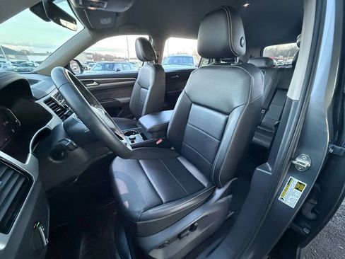 Used 2023 Volkswagen Atlas SE AWD/4WD image 18
