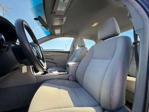 Used 2017 Toyota Camry LE image 15