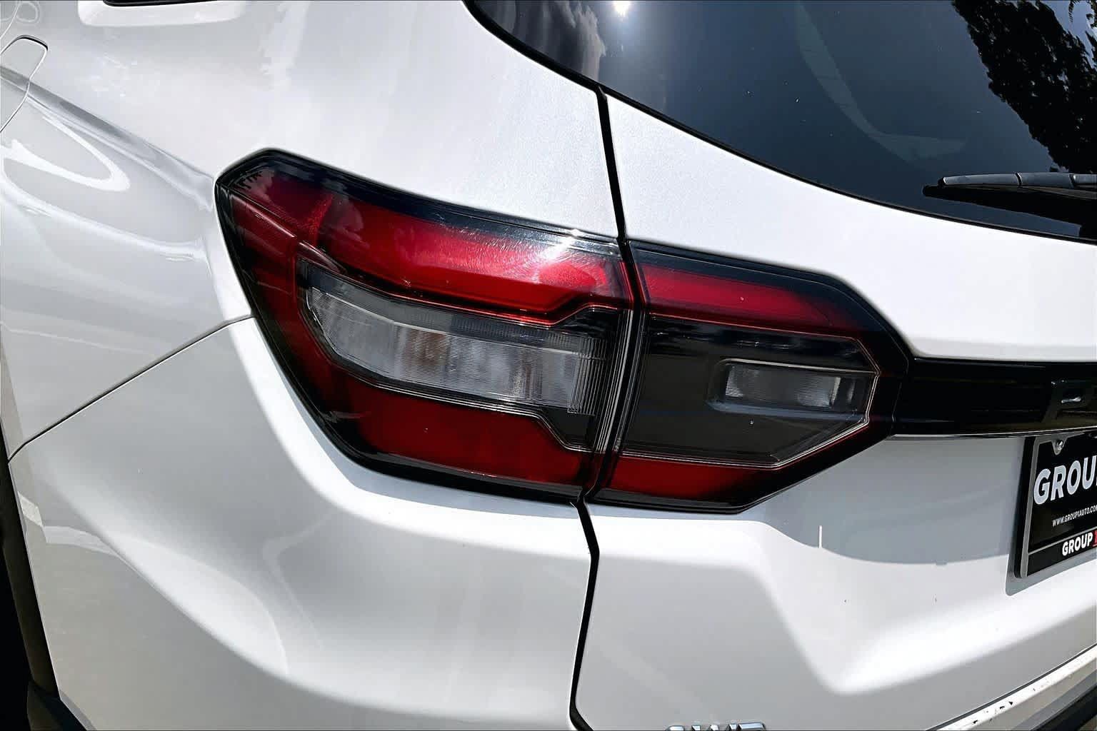 Used 2023 Honda Pilot Elite image 27