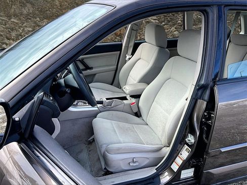 Used 2008 Subaru Outback 2.5i image 22