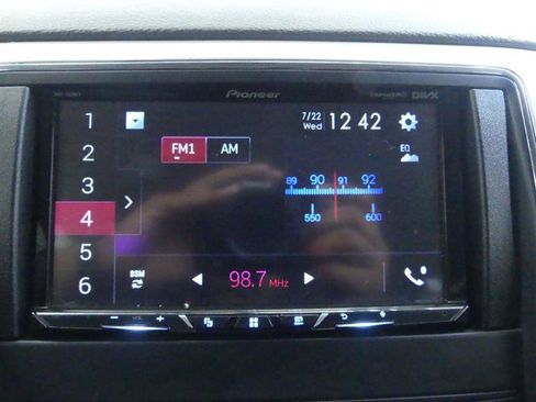 Used 2013 Jeep Grand Cherokee Laredo AWD/4WD image 10
