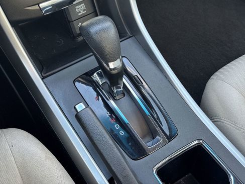 Used 2014 Honda Accord EX image 26