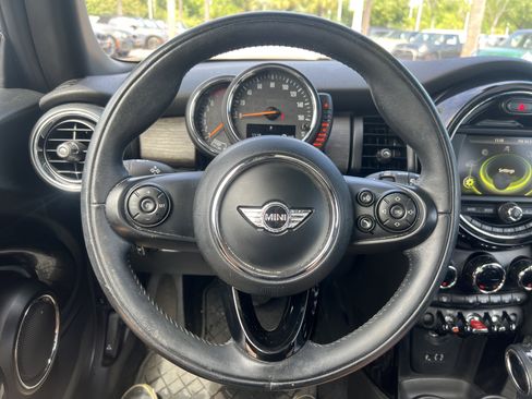 Used 2017 MINI Cooper S FWD image 18