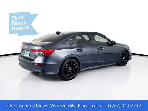 Used 2023 Honda Civic Sport image 9