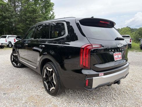Used 2025 Kia Telluride S FWD image 25