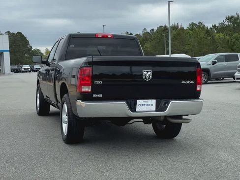 Used 2024 RAM 1500 Classic SLT AWD/4WD image 7