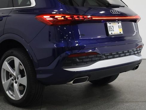 Certified 2025 Audi Q5 Premium Plus w/ Premium Plus image 10