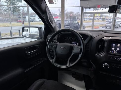 Used 2023 Chevrolet Silverado 1500 Custom Trail Boss image 42