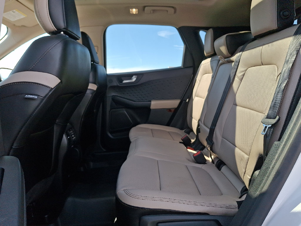 Used 2020 Ford Escape Titanium AWD/4WD image 9