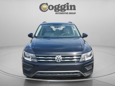 Used 2021 Volkswagen Tiguan SE image 6