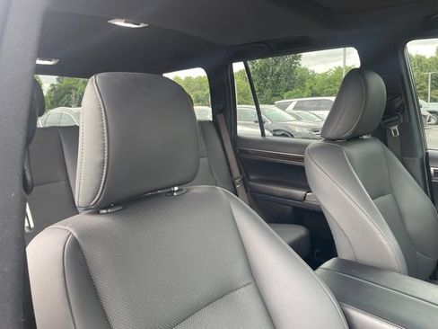 Used 2023 Lexus GX 460 Premium AWD/4WD image 7