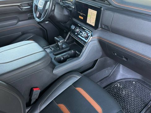 Used 2025 GMC Sierra 1500 AT4 AWD/4WD image 15