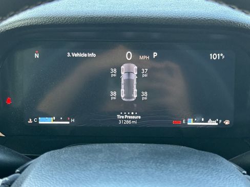 Used 2024 Jeep Grand Cherokee Altitude RWD image 31