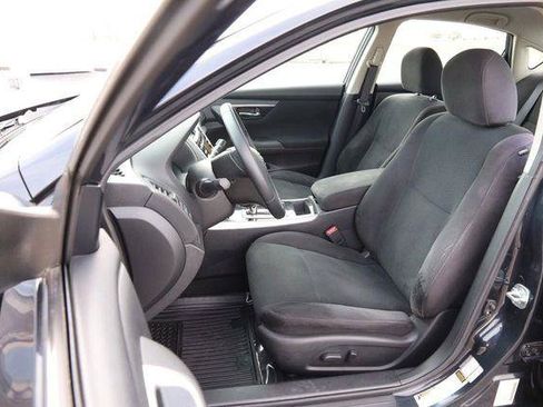 Used 2014 Nissan Altima 2.5 SV FWD image 8