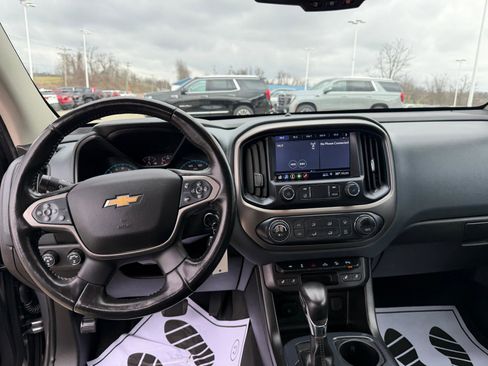 Used 2022 Chevrolet Colorado Z71 image 16