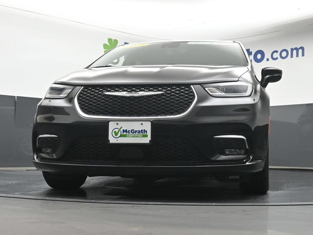 Used 2025 Chrysler Pacifica Select FWD image 7