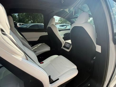 Used 2022 Tesla Model X AWD/4WD image 14