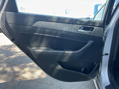 Used 2018 Hyundai Sonata Sport image 16