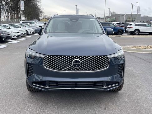 New 2026 Volvo XC90 T8 Ultra w/ Protection Package Premier image 2