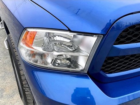 Used 2019 RAM 1500 Express w/ Express Value Package image 28