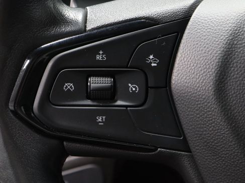 Used 2022 Chevrolet Bolt EUV Premier image 26