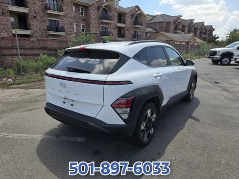 Used 2025 Hyundai Kona SEL FWD image 5