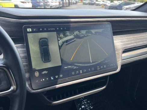 Used 2022 Rivian R1T Adventure AWD/4WD image 6