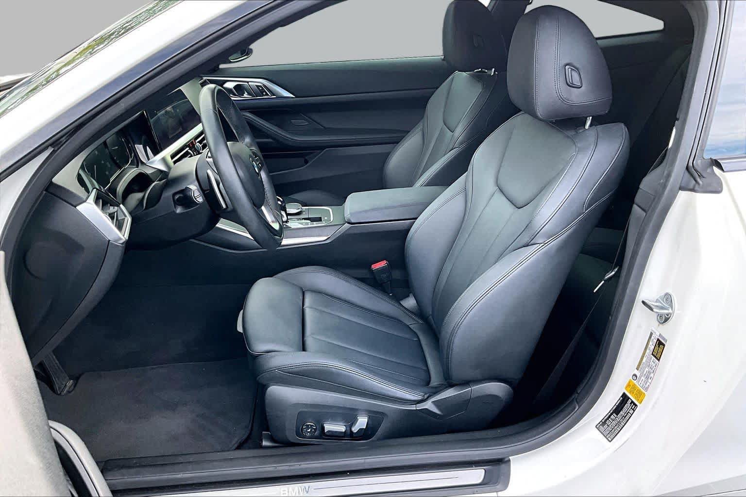 Used 2021 BMW 430i Coupe w/ Convenience Package RWD image 8