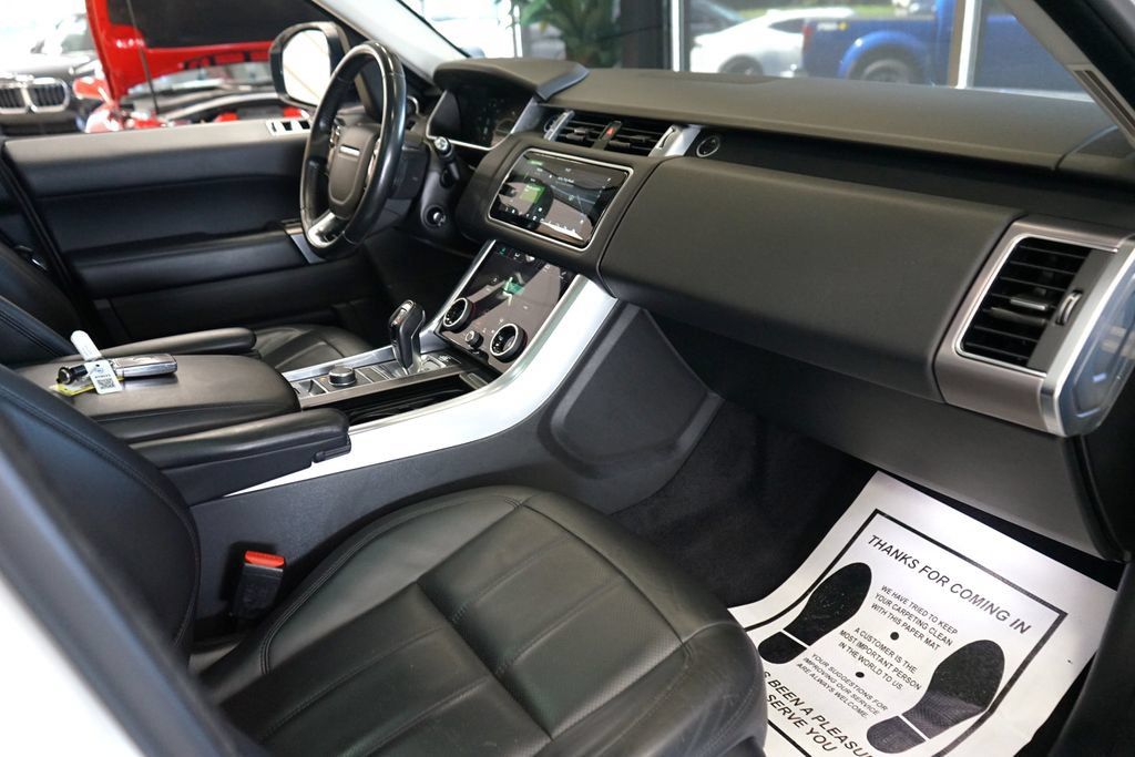 Used 2019 Land Rover Range Rover Sport HSE AWD/4WD image 46