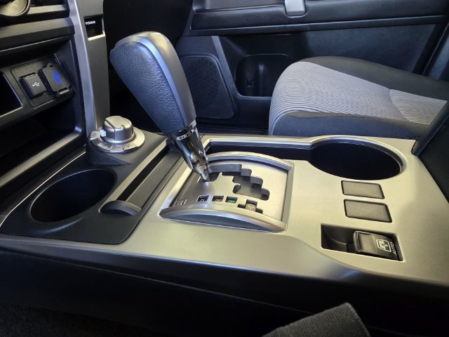 Certified 2022 Toyota 4Runner SR5 AWD/4WD image 21