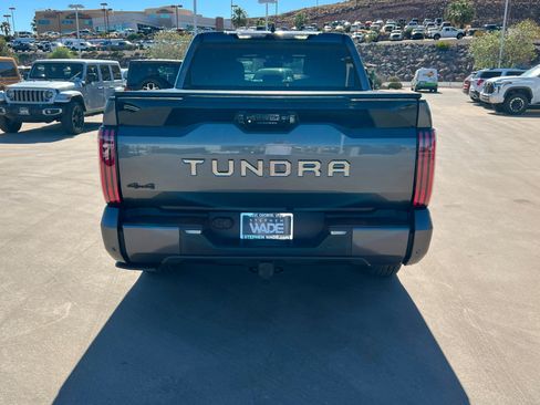 Used 2024 Toyota Tundra Platinum AWD/4WD image 5