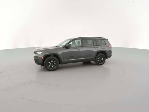 New 2025 Jeep Grand Cherokee L Laredo image 5