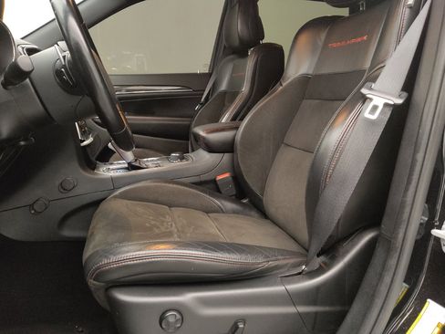 Used 2020 Jeep Grand Cherokee Trailhawk AWD/4WD image 17