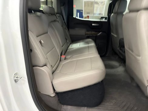 Used 2020 Chevrolet Silverado 1500 LT Trail Boss AWD/4WD image 10