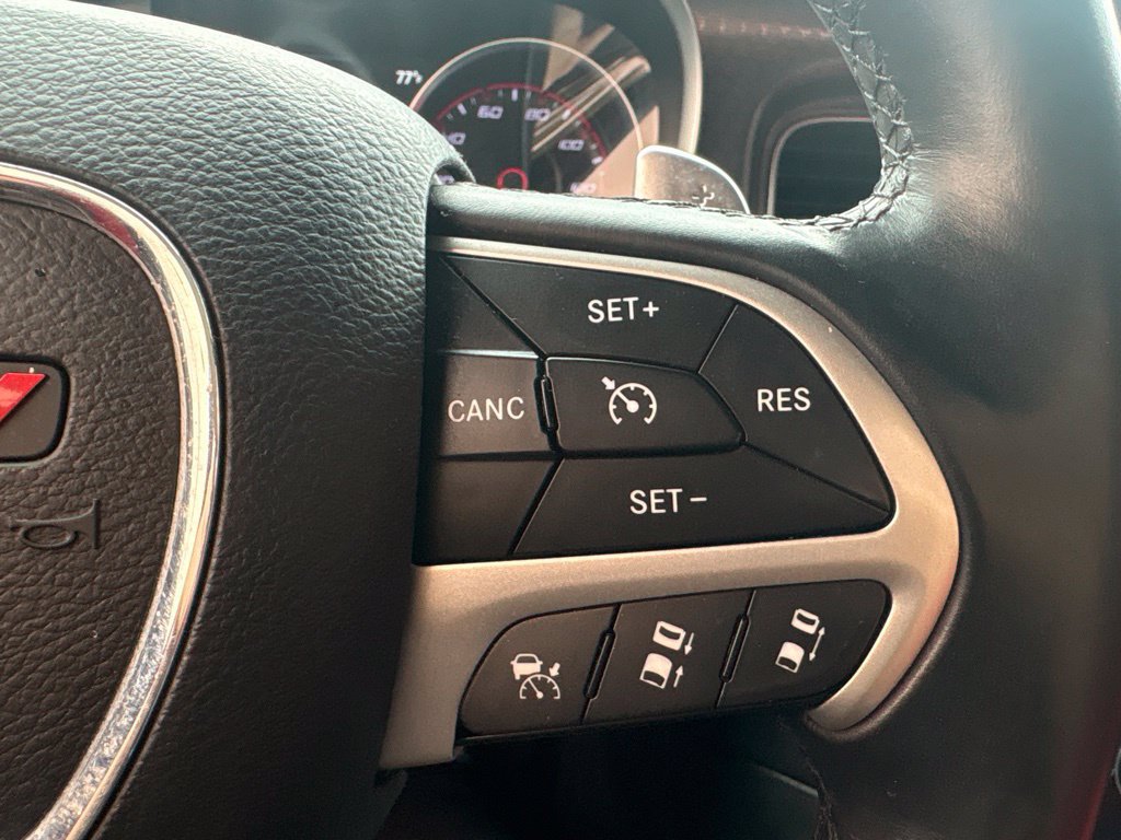 Used 2015 Dodge Charger SXT w/ AWD Premium Group image 18