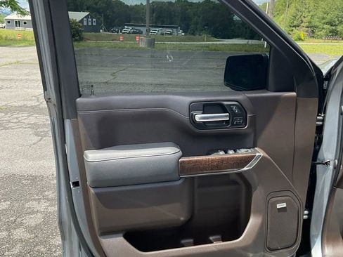 Used 2020 GMC Sierra 1500 Denali w/ Denali Ultimate Package AWD/4WD image 24