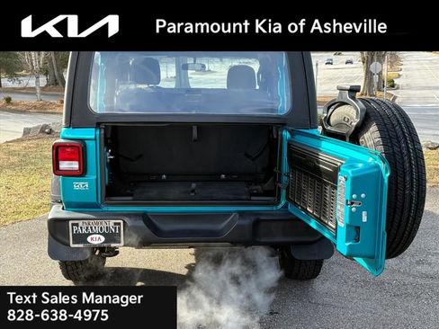 Used 2020 Jeep Wrangler Sport image 29